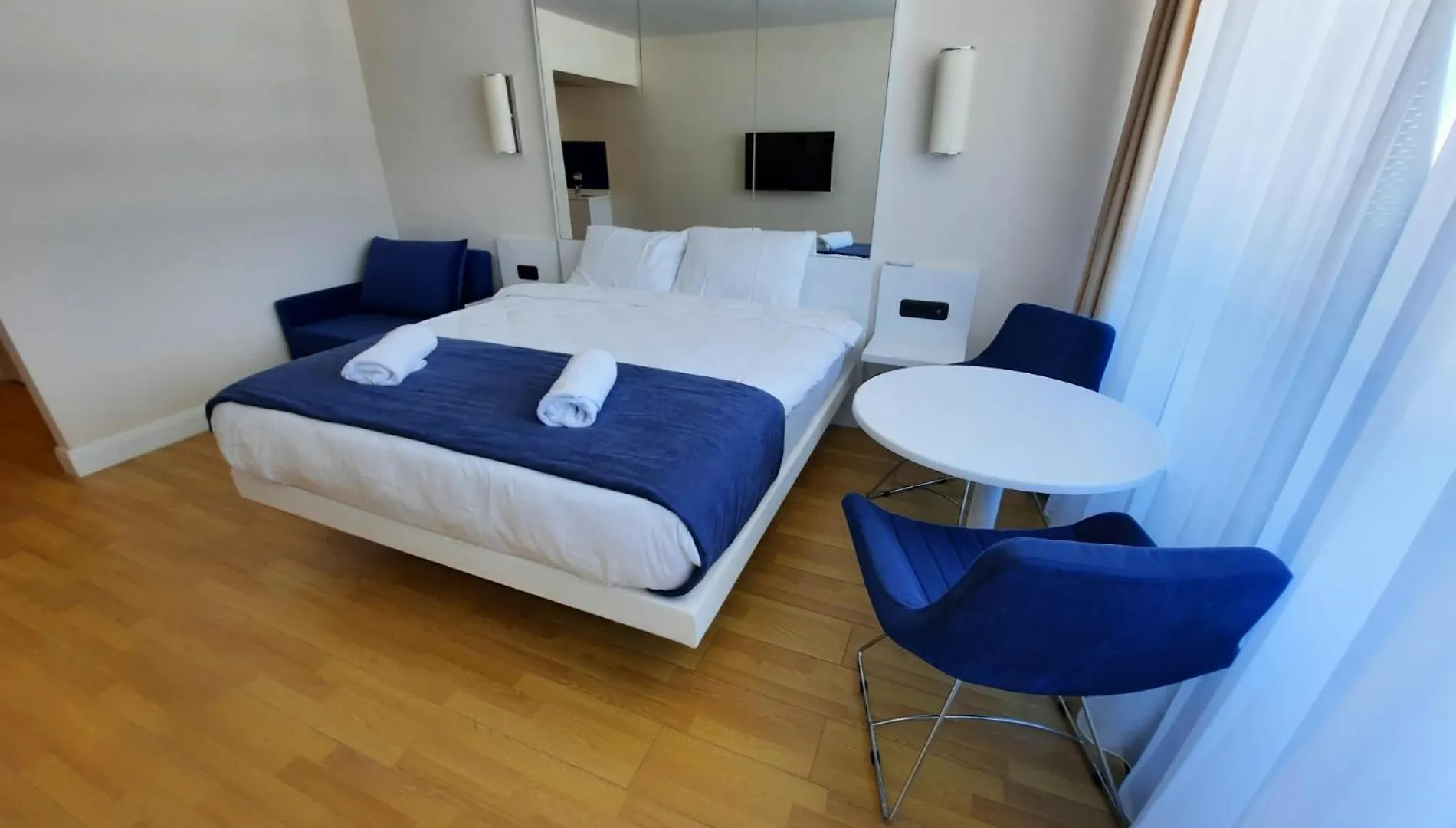 Hotel Orbi City Батуми Апарт Отель